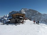 Salita al Ferrantino (2335 m) e al Ferrante (2427 m) e discesa al Rif. Albani (1939 m) in un mare di neve il 28 febb 09  - FOTOGALLERY